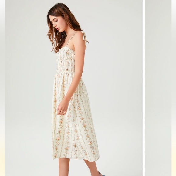 Floral Print Smocked Midi Dress - Picture 3 of 5